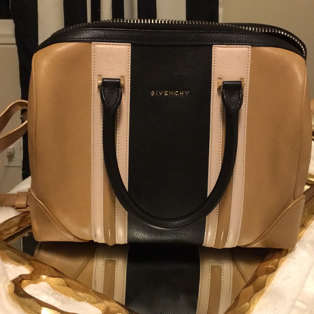 Givenchy Medium Lucrezia goat skin leather bag